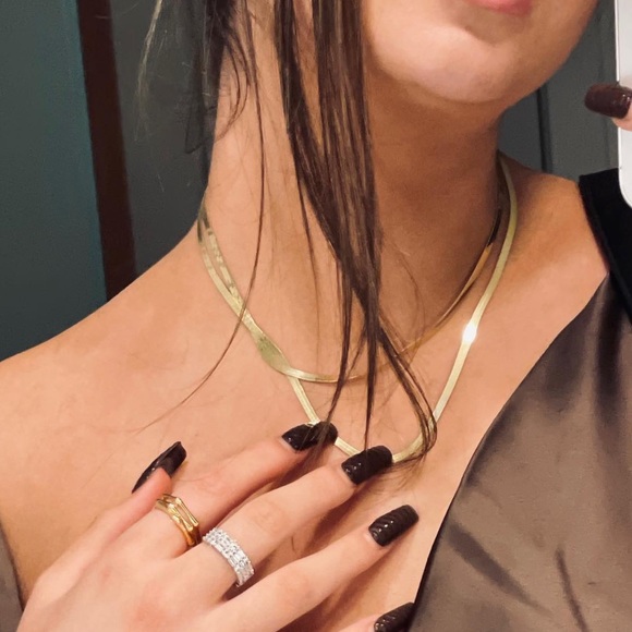 10K Gold 3mm herringbone Chain Necklace 16” inches - Picture 14 of 15